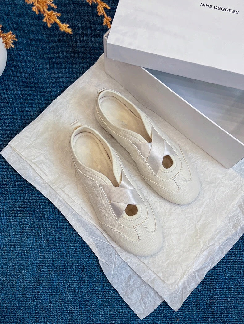 Premium Slip-On Sneakers -m