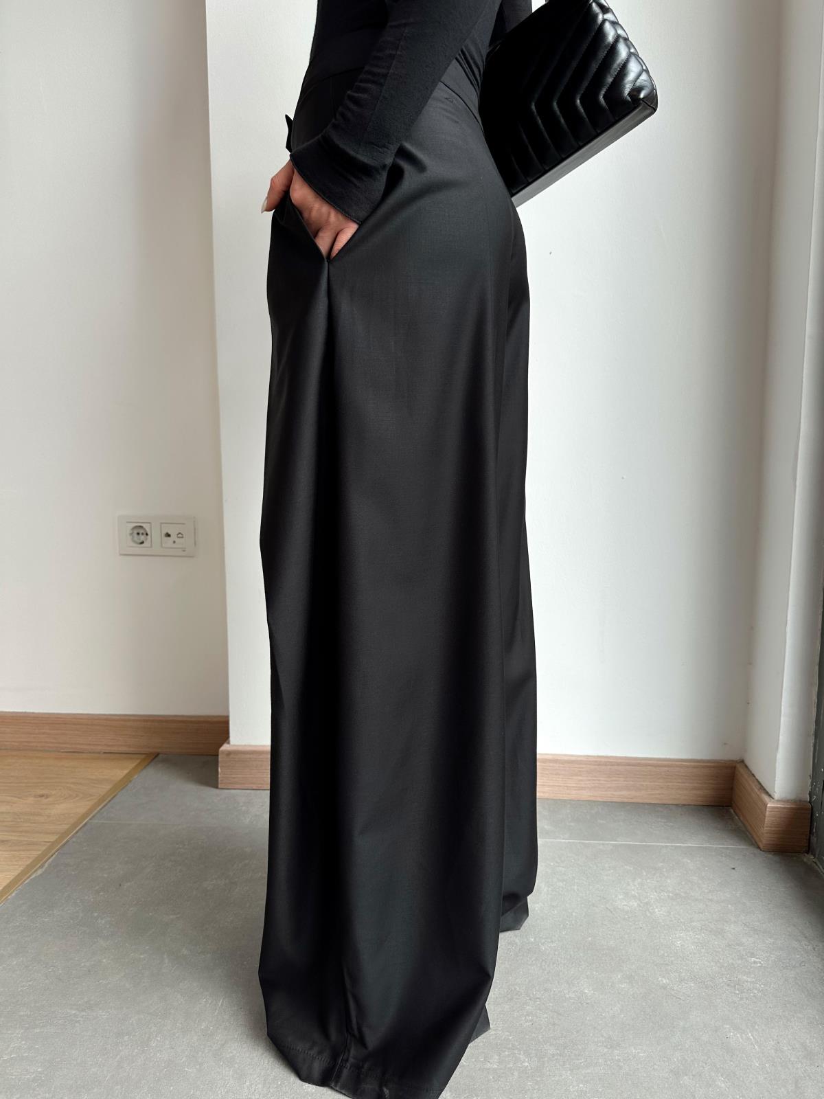 Draped Flow Trousers