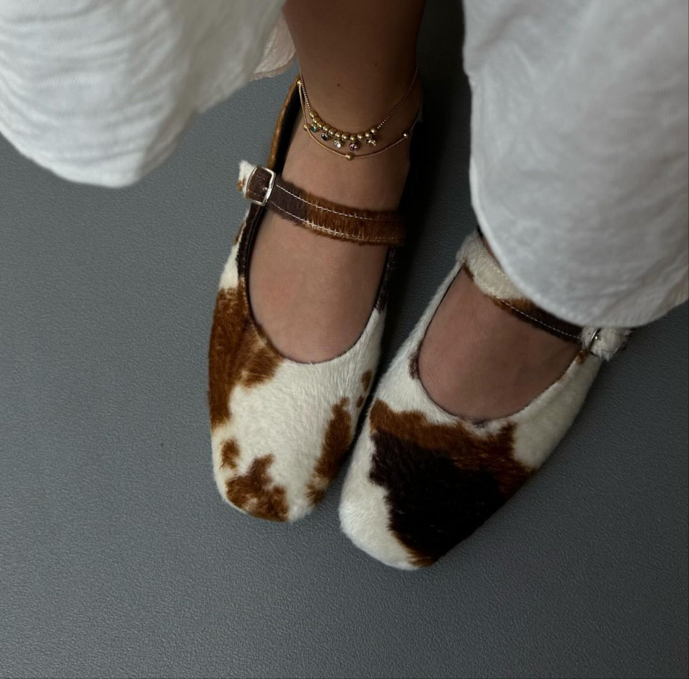 LEATHER ANIMAL PRINT BALLET FLATS